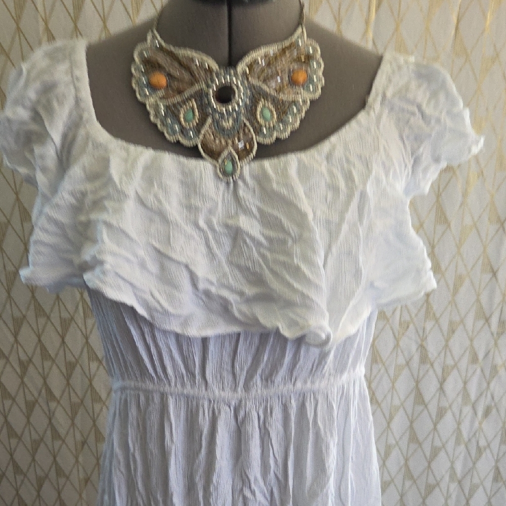 Off-Shoulder White Ruffle Maxi Dress - Picture 3 of 4